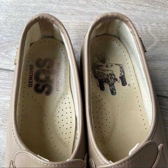 SAS Hand Sewn Comfort Beige Loafer - Picture 4 of 10